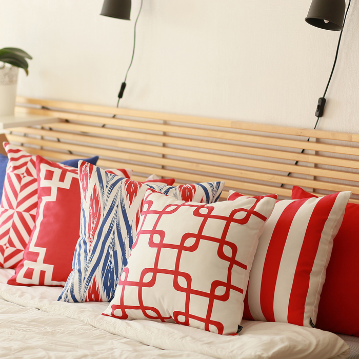 Decorative Geometric Stripe Throw Pillow Cover 18" in. x 18" in. Square for Couch, Bedding