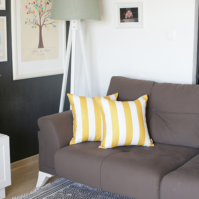 Decorative Geometric Stripe Throw Pillow Cover 18" in. x 18" in. Square for Couch, Bedding
