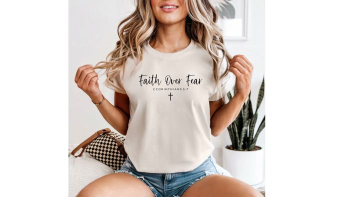 Faith Christian T-Shirt, Minimalist Faith Shirt for Women, Faith Graphic Tee, Inspirational Christian Apparel