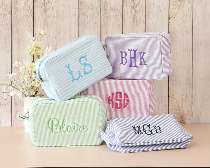 Personalized Embroidered Makeup Bag, Seersucker Cosmetic Bag, Personalized Gift Toiletry Bag Women, Bridesmaid Gift, Makeup Organizer Mom Gift, Stocking Stuffer