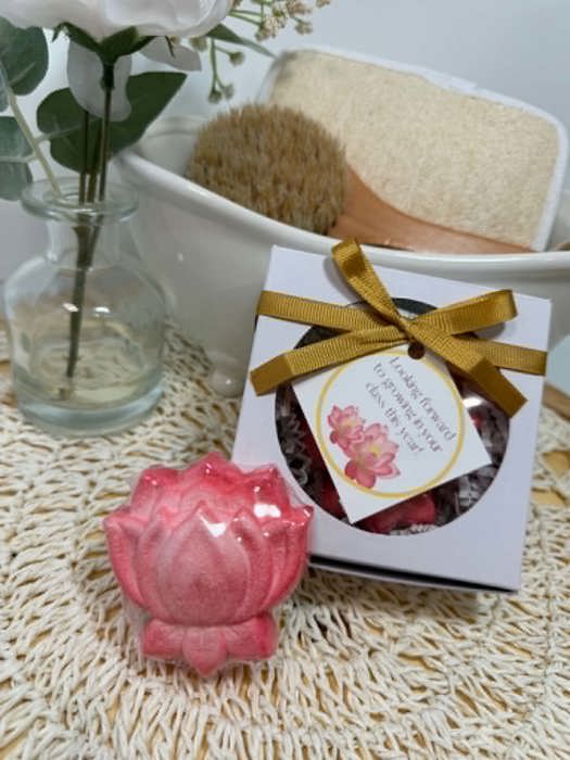 Back to School Teacher Themed Gift Set's l Bath bomb and Lip Balm l Thoughtful Gift l Teacher Gift l Back to School