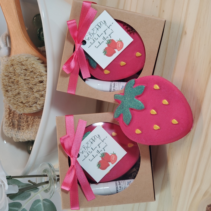 Back to School Teacher Themed Gift Set's l Bath bomb and Lip Balm l Thoughtful Gift l Teacher Gift l Back to School