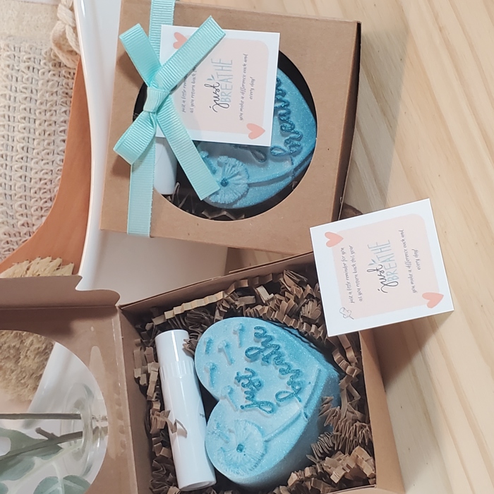 Back to School Teacher Themed Gift Set's l Bath bomb and Lip Balm l Thoughtful Gift l Teacher Gift l Back to School