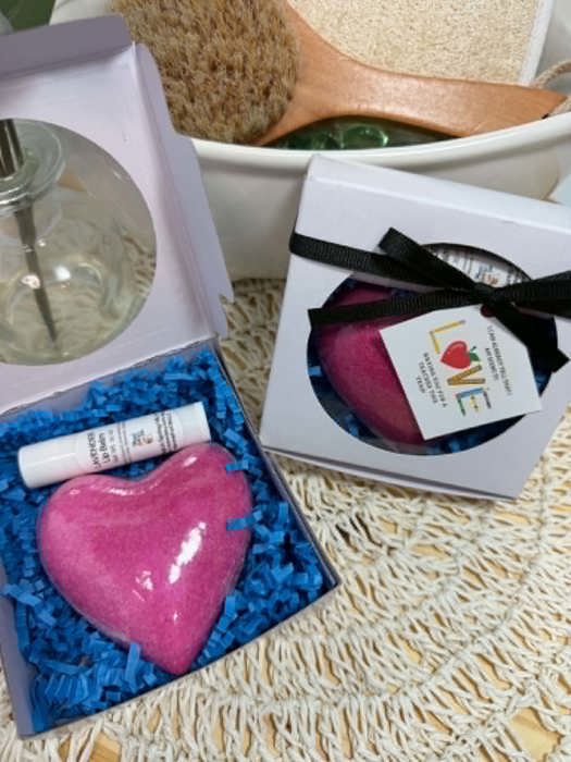 Back to School Teacher Themed Gift Set's l Bath bomb and Lip Balm l Thoughtful Gift l Teacher Gift l Back to School