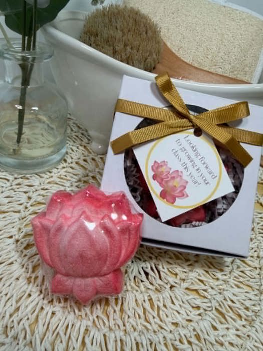 Back to School Teacher Themed Gift Set's l Bath bomb and Lip Balm l Thoughtful Gift l Teacher Gift l Back to School