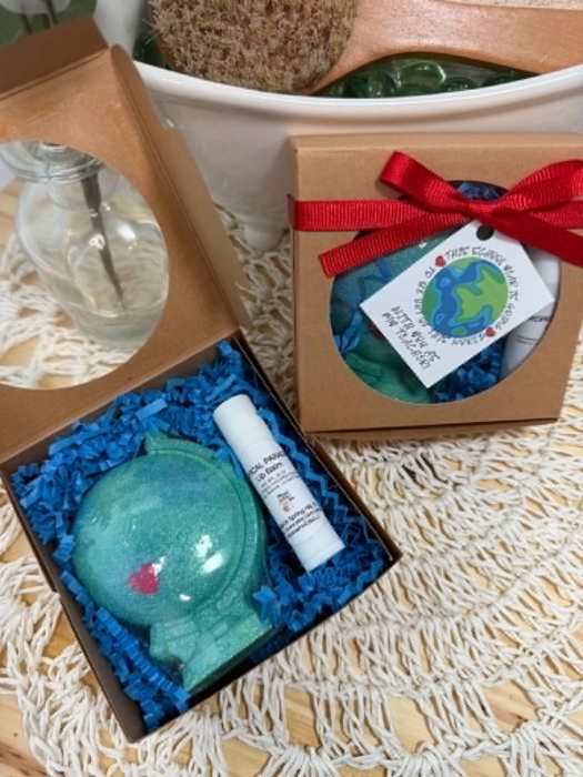 Back to School Teacher Themed Gift Set's l Bath bomb and Lip Balm l Thoughtful Gift l Teacher Gift l Back to School