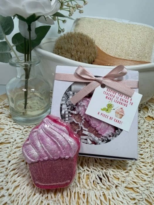 Back to School Teacher Themed Gift Set's l Bath bomb and Lip Balm l Thoughtful Gift l Teacher Gift l Back to School