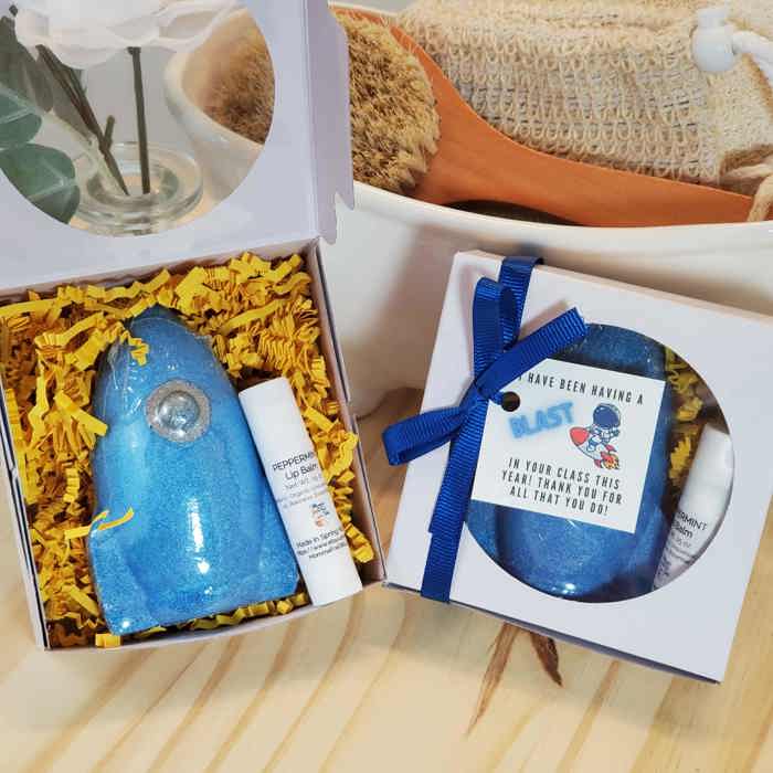 I Have Been Having A Blast in Your Class Thank you gift - Rocket Blast Gift Set - Bath Bomb with Lip Balm - Teacher Gift - Thankful Gift - Thank You Gift - Gift Set - Bath Bomb - Lip Balm