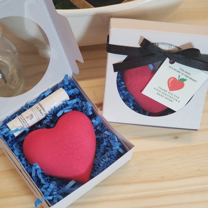 Thank you gift - Heart Gift Set - Bath Bomb with Lip Balm - Teacher Gift - Thankful Gift - Thank You Gift - Gift Set - Bath Bomb - Lip Balm