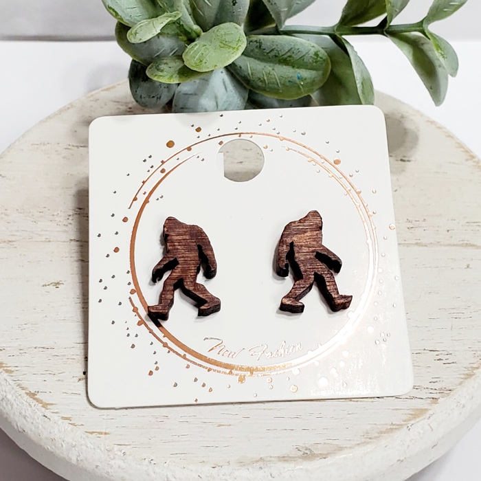 Big Foot Studs