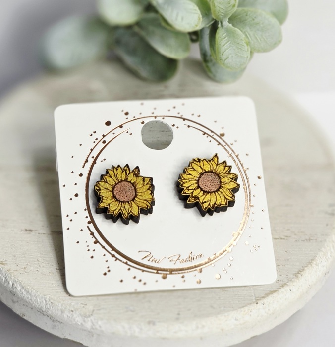 Fall Studs | 25 Styles