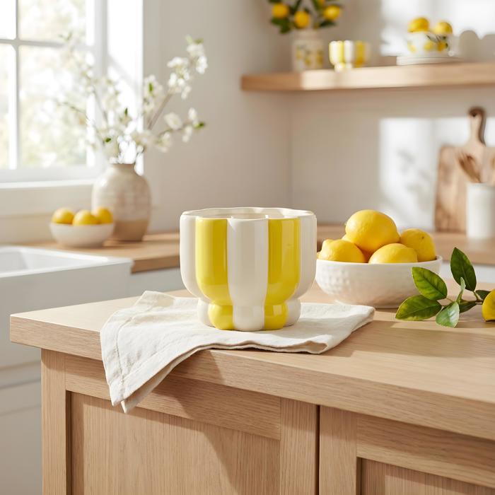 16 oz Yellow Stripe Pedestal Ceramic Candle – Lemon Burst