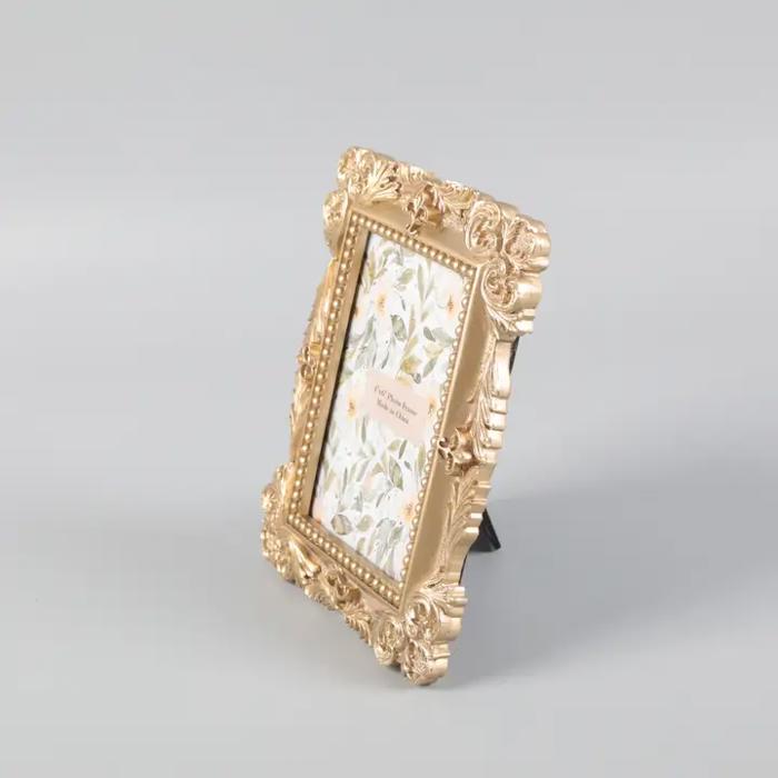 4" x 6" Ornate Gold Polyresin Picture Frame