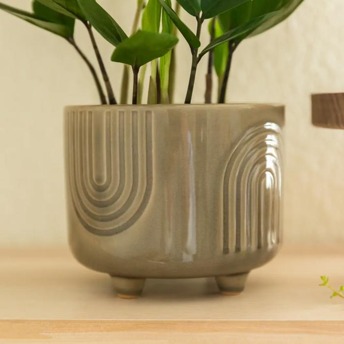 Set of 2 Rainbow Footed Planters