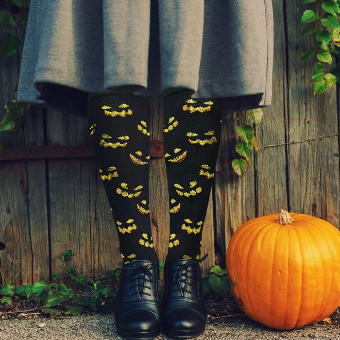 Men's & Womenswear Knee High Compression Halloween Spooky Socks | 3-Pairs