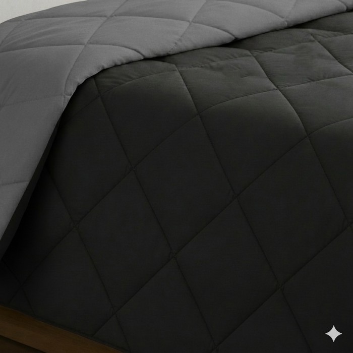All-Season Lightweight Solid and Reversible Microfiber Comforter