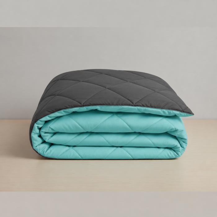 All-Season Lightweight Solid and Reversible Microfiber Comforter