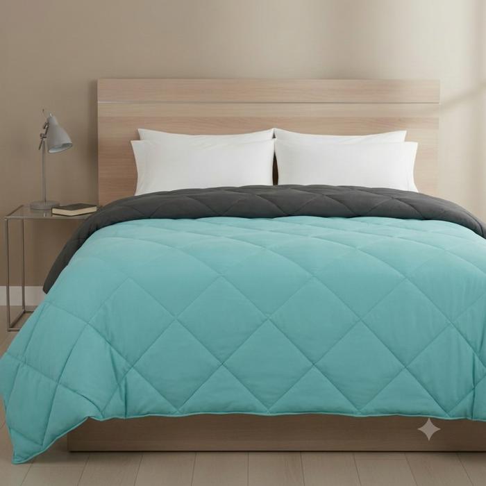 All-Season Lightweight Solid and Reversible Microfiber Comforter