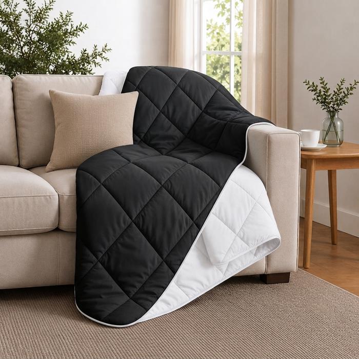 3-Piece Reversible Comforter Bedding Set with 2 Pillowcases, Lightweight Microfiber Construction, Soft Quilted Design for Year-Round Use, Available in Full/Queen & King/California King