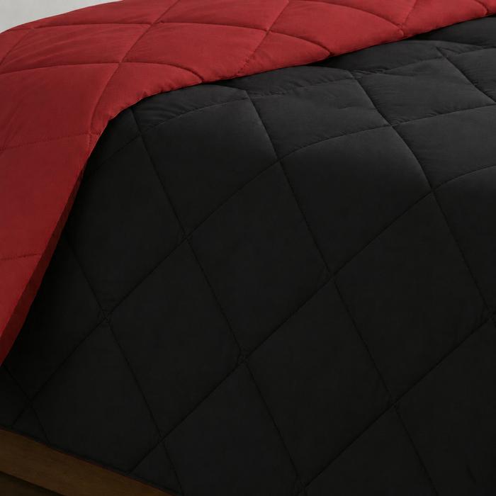 All-Season Lightweight Solid and Reversible Microfiber Comforter