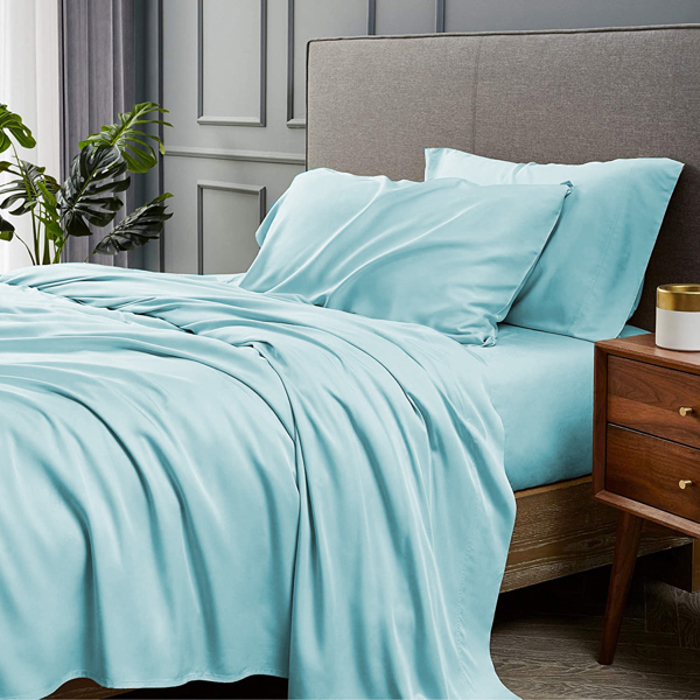 Ultra-Luxury 1800 Series Soft & Cooling Bamboo Blend Sheet Set