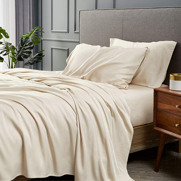 Ultra-Luxury 1800 Series Soft & Cooling Bamboo Blend Sheet Set