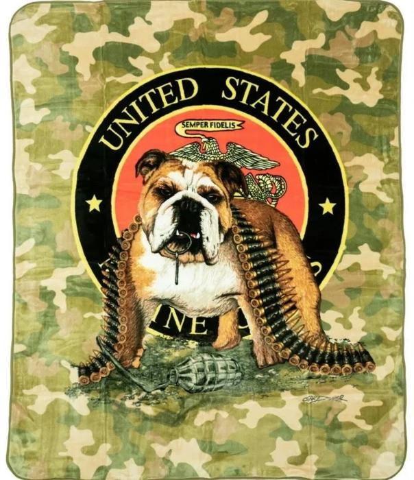 Bulldog Camo Blanket - Plush Queen Throw, Warm & Comfortable