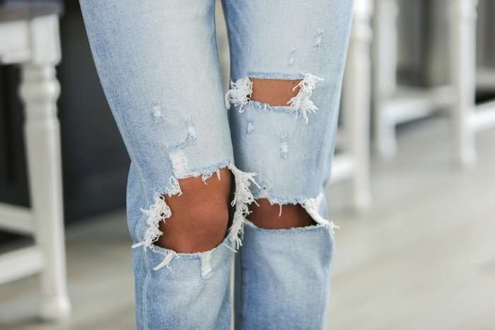 Canyon High Rise Mom Jeans