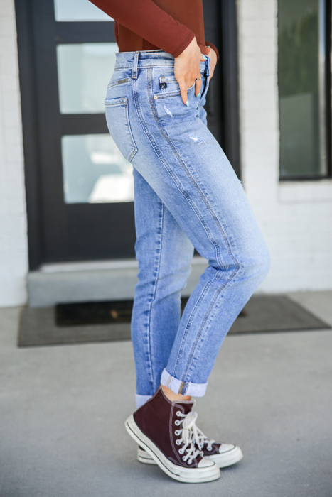 Isa Mid Rise Slim Boyfriend Jeans