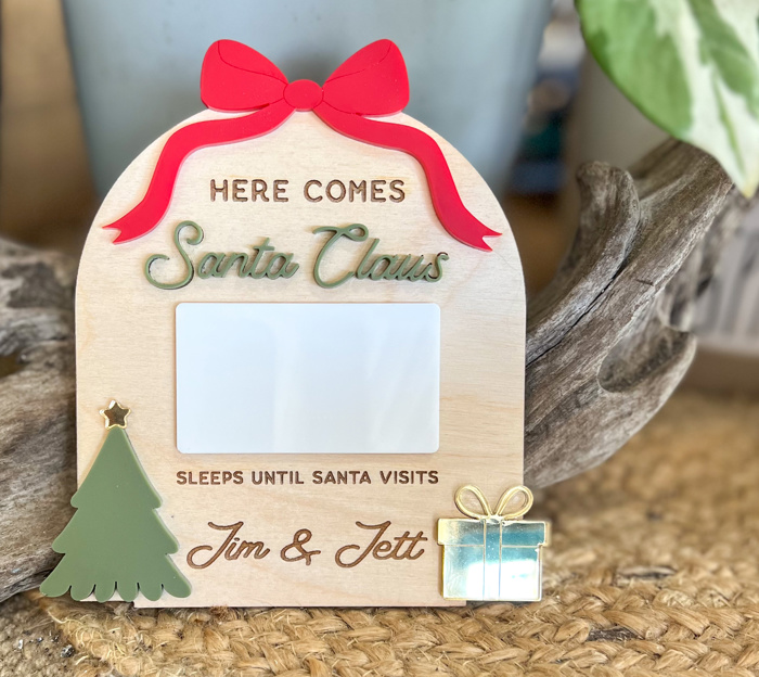Personalized Christmas Countdown Sign | Dry Erase Santa Countdown | Christmas Magnet or Mini Shelf Sitter | Kids Advent Gift