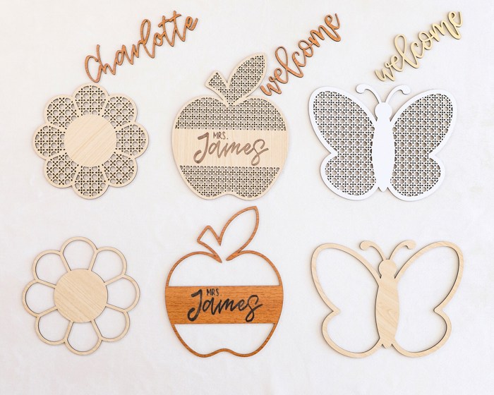 Custom Rattan Cane Sign – Personalized Name or Welcome Sign- Personalized Gifts For the Season