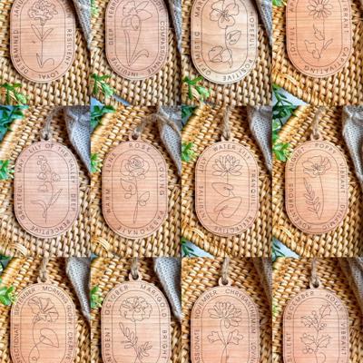 Birth Month Flower Engraved Wood Ornaments – Keepsake Gift