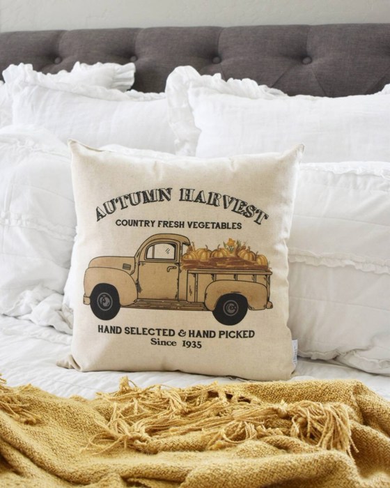 Autumn Harvest truck Pillow Cover, Truck Pillow Cover, Autumn Pillow Cover, Fall Pillow Cover 18X18