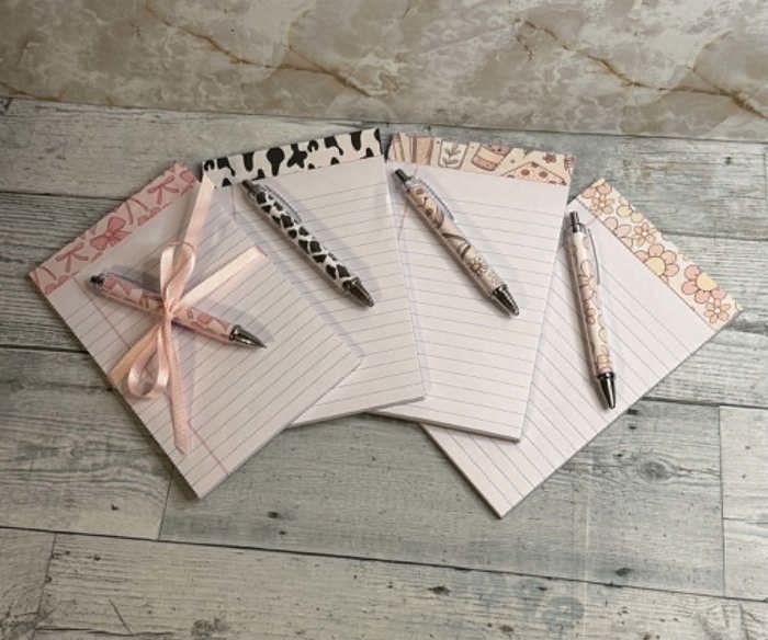 pad and pen set gift coquette pad and pad set, cow pattern pad and pen set, bookish pad and pen set, flower pad and pen set, office supply gift coworker gift, best friend stationary gift