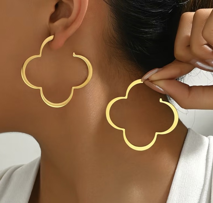 Gold Clover Earrings