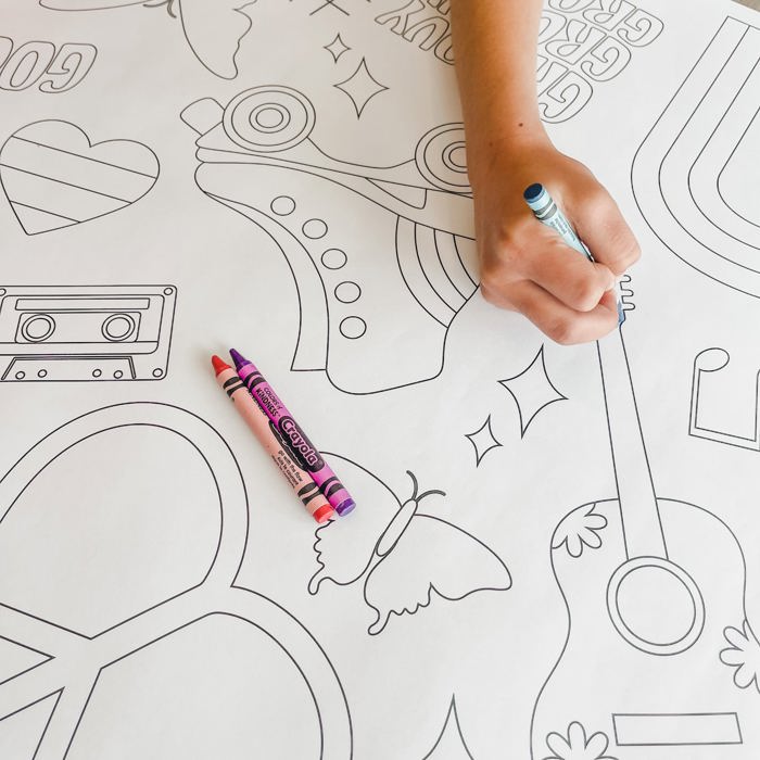 Grovvy Coloring Table Runner