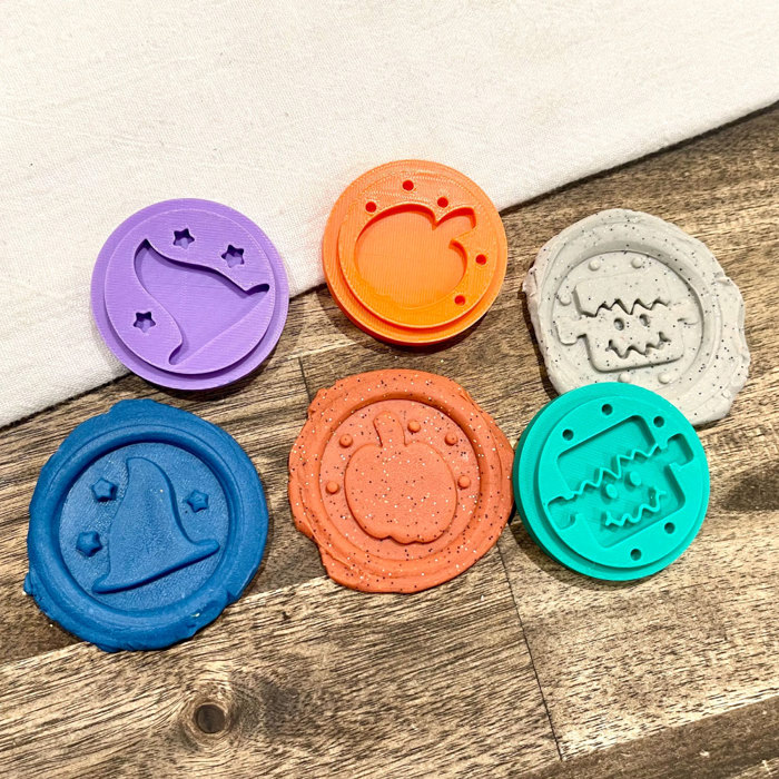 Halloween Play-Doh Stamps | Party Favors for Kids