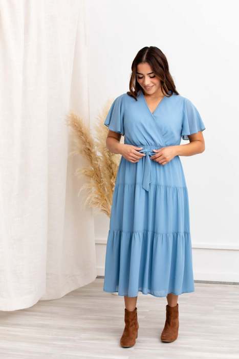 Amber Women Blue Midi Solid Dress