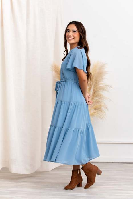 Amber Women Blue Midi Solid Dress