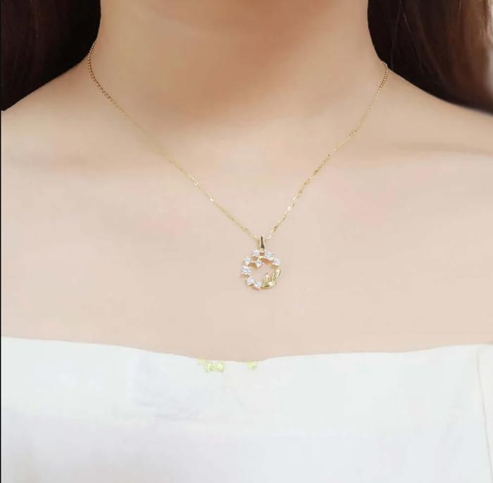 Wreath Necklace,14K Gold Wreath Necklace, Minimalist Wreath Necklace, The Best Gift for Mother,  Bridesmaid Gift