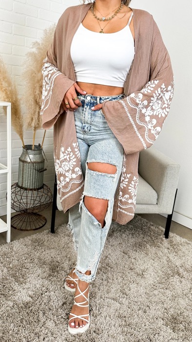 Embroidered Floral Vine Lace Cardigan / Kimonos boho chic Cover-up