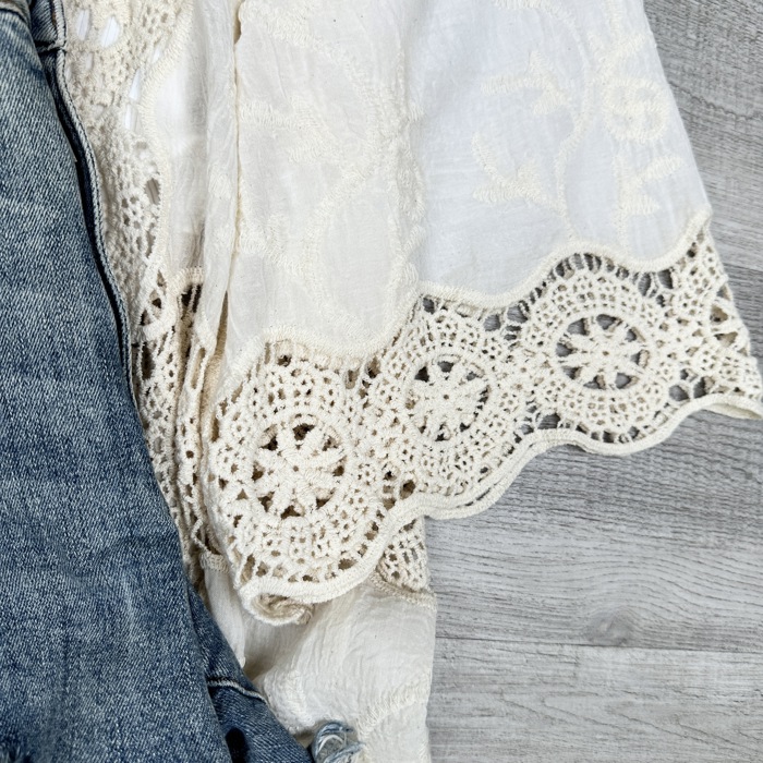 Breanna Embroidered Kimono