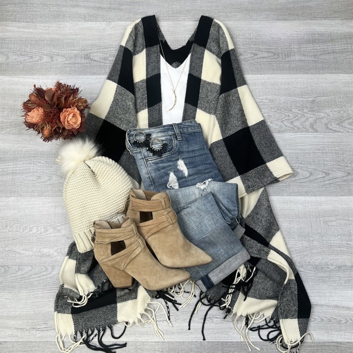 Buffalo Checker Classic Tassel Ruana