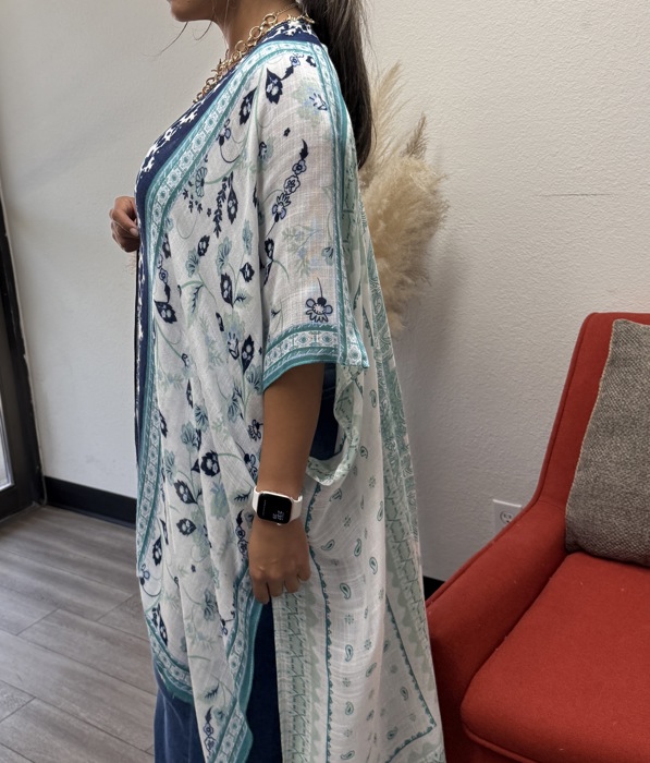 Alicia Kimono