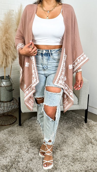 Meghan Embroidered Boho Kimono / Kimonos boho chic Cover-up