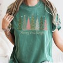 XXXL Blue Spruce Green Merry and Bright Christmas Trees, Snowflakes, Stars, Decorations Comfort Colors Tee