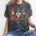 XXXL Pepper Dark Gray Retro Nutcrackers Classic Colorful Christmas Print Illustration For Holiday Season And Nostalgia Comfort Colors Tee