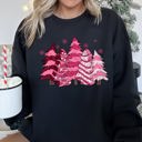 Small Black Christmas Snack Trees Pink Little Debbie Holiday Treats Classic Graphic Sweatshirt