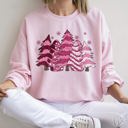 Large Light Pink Christmas Snack Trees Pink Little Debbie Holiday Treats Classic Graphic Sweatshirt