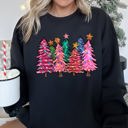 XXL Black Bright Christmas Trees Festive Night Sky With Ornaments And Pinecones Graphic Sweatshirt